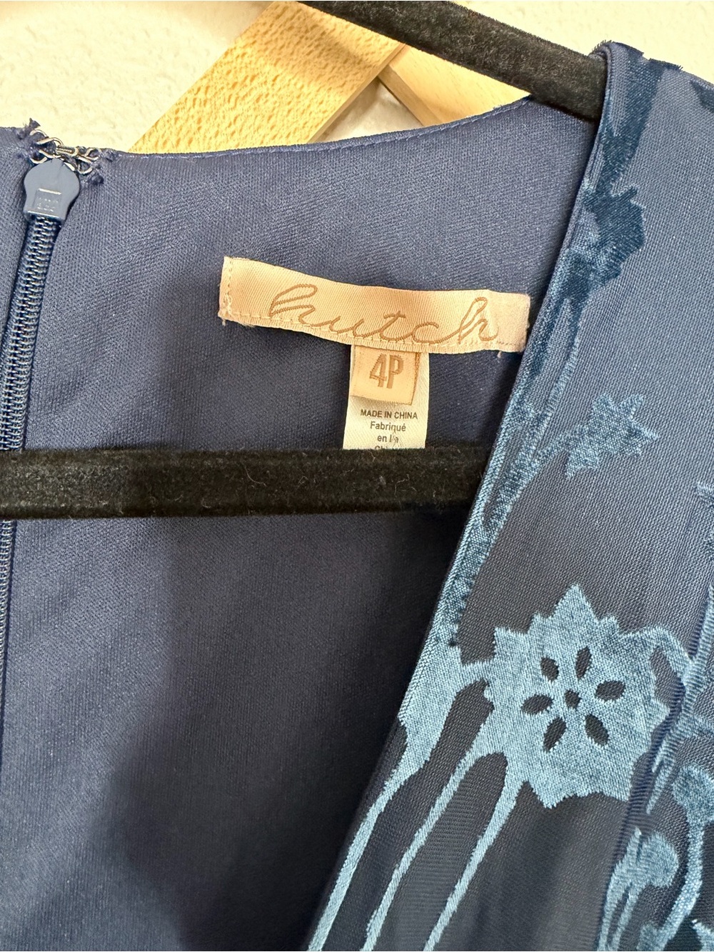 Anthropologie Hutch Puff Sleeve Velvet Navy Blue Floral Dress Sz 4p - Picture 5 of 10